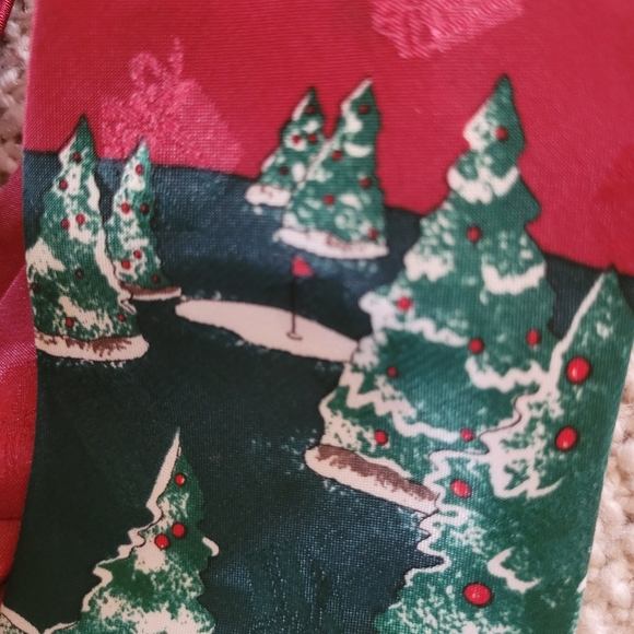 Vintage Christmas Golf Tie - Picture 5 of 10